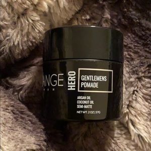 NWOT L’ange-Hero- gentelmens pomade